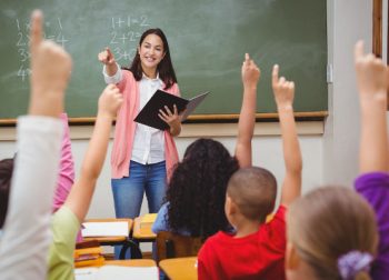 Quando foi criado o Dia do Professor?